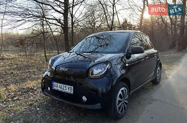 Хэтчбек Smart EQ Forfour 2020 в 