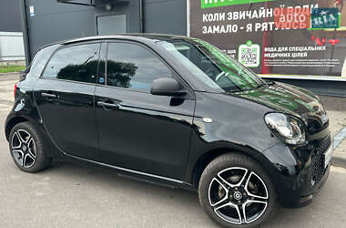 Хэтчбек Smart EQ Forfour 2020 в 