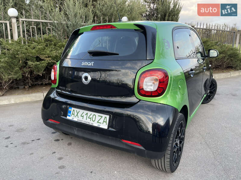 Хэтчбек Smart EQ Forfour 2017 в Харькове фото 5 Хэтчбек Smart EQ Forfour 2017 в Харькове