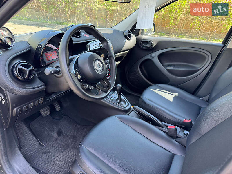 Хэтчбек Smart EQ Forfour 2021 в Киеве