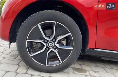 Хэтчбек Smart EQ Forfour 2021 в 
