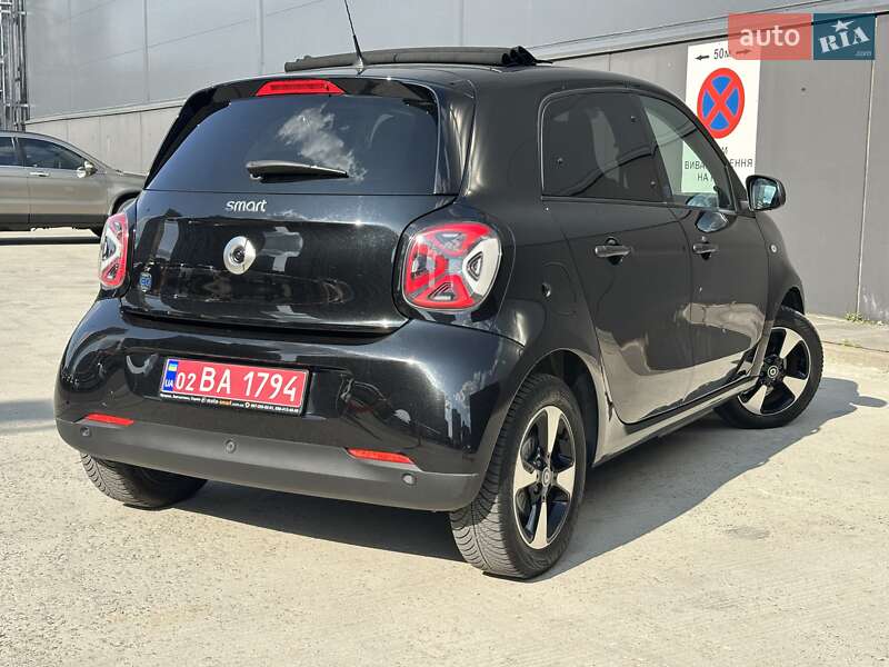Хэтчбек Smart EQ Forfour 2021 в Киеве