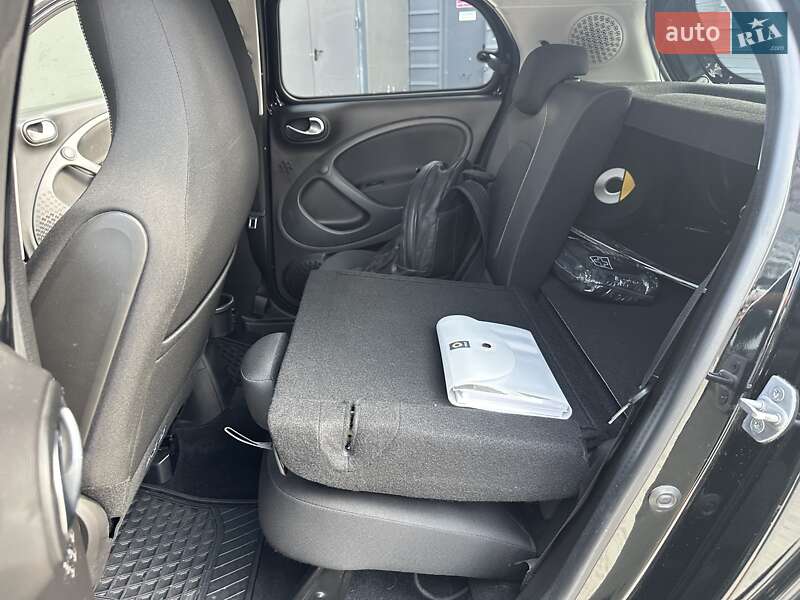 Хэтчбек Smart EQ Forfour 2021 в Киеве