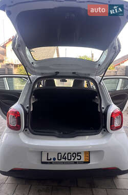 Хэтчбек Smart EQ Forfour 2021 в 