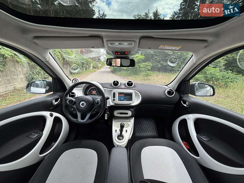 Хэтчбек Smart EQ Forfour 2020 в Киеве