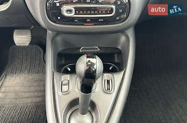 Хэтчбек Smart EQ Forfour 2020 в 
