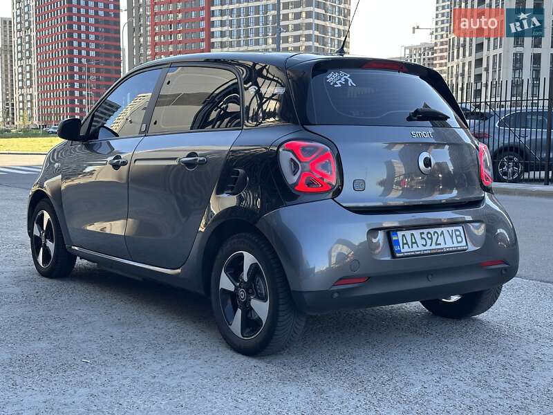 Хэтчбек Smart EQ Forfour 2020 в Киеве