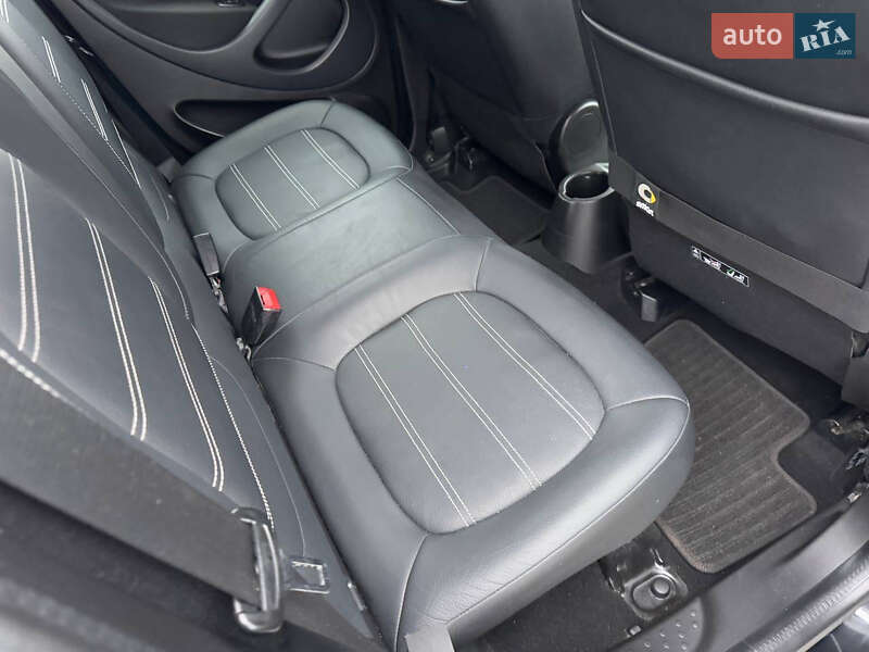 Хэтчбек Smart EQ Forfour 2017 в Стрые