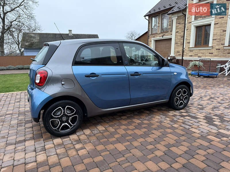 Хетчбек Smart EQ Forfour 2021 в Чернівцях
