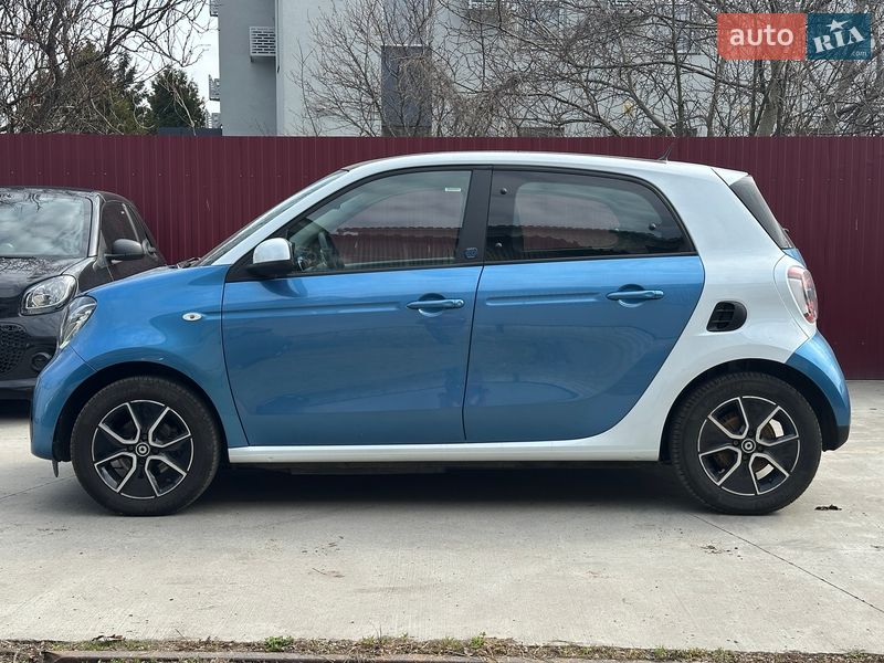 Хэтчбек Smart EQ Forfour 2021 в Киеве фото 4 Хэтчбек Smart EQ Forfour 2021 в Киеве