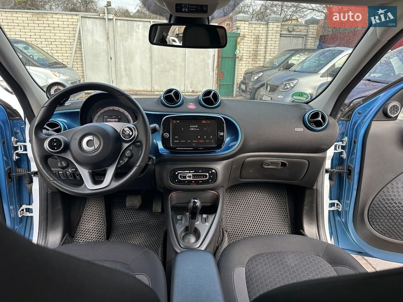 Хэтчбек Smart EQ Forfour 2021 в Киеве фото 23 Хэтчбек Smart EQ Forfour 2021 в Киеве