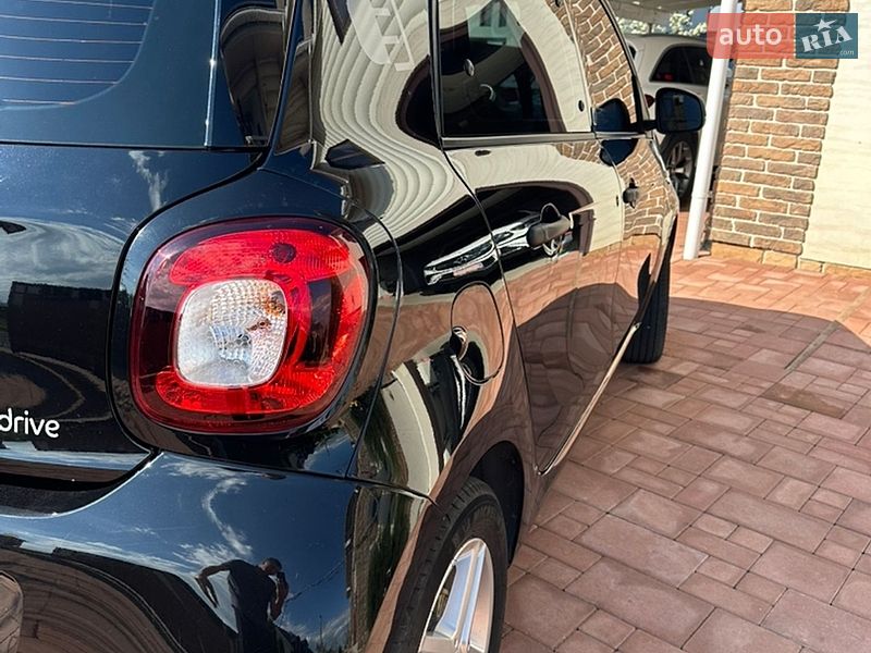 Хэтчбек Smart EQ Forfour 2020 в Черновцах