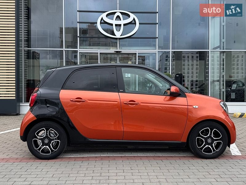 Хэтчбек Smart EQ Forfour 2018 в Чернигове