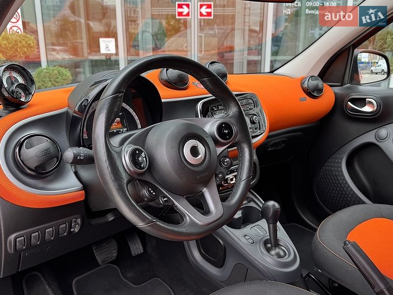 Хэтчбек Smart EQ Forfour 2018 в Чернигове