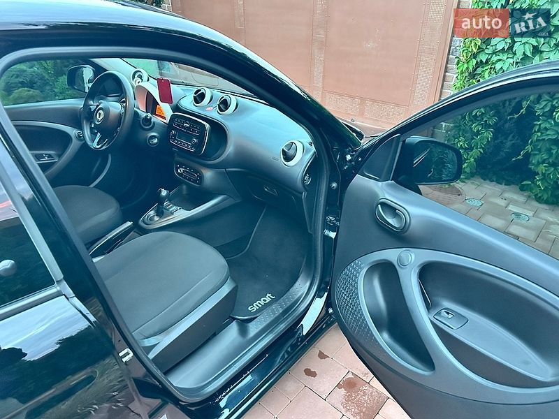 Хетчбек Smart EQ Forfour 2020 в Чернівцях