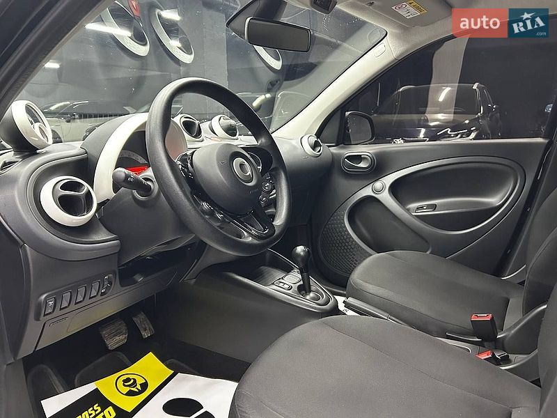 Хетчбек Smart EQ Forfour 2020 в Чернівцях