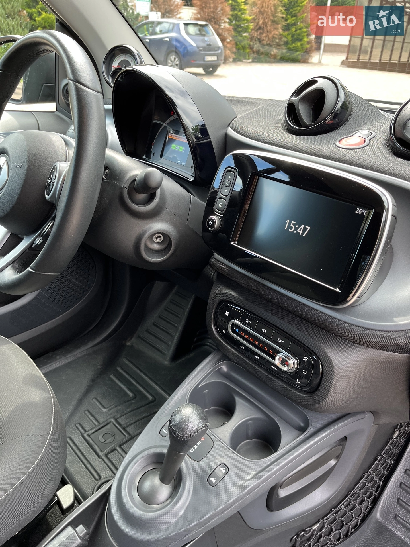 2017 Smart Fortwo - мініатюра 13