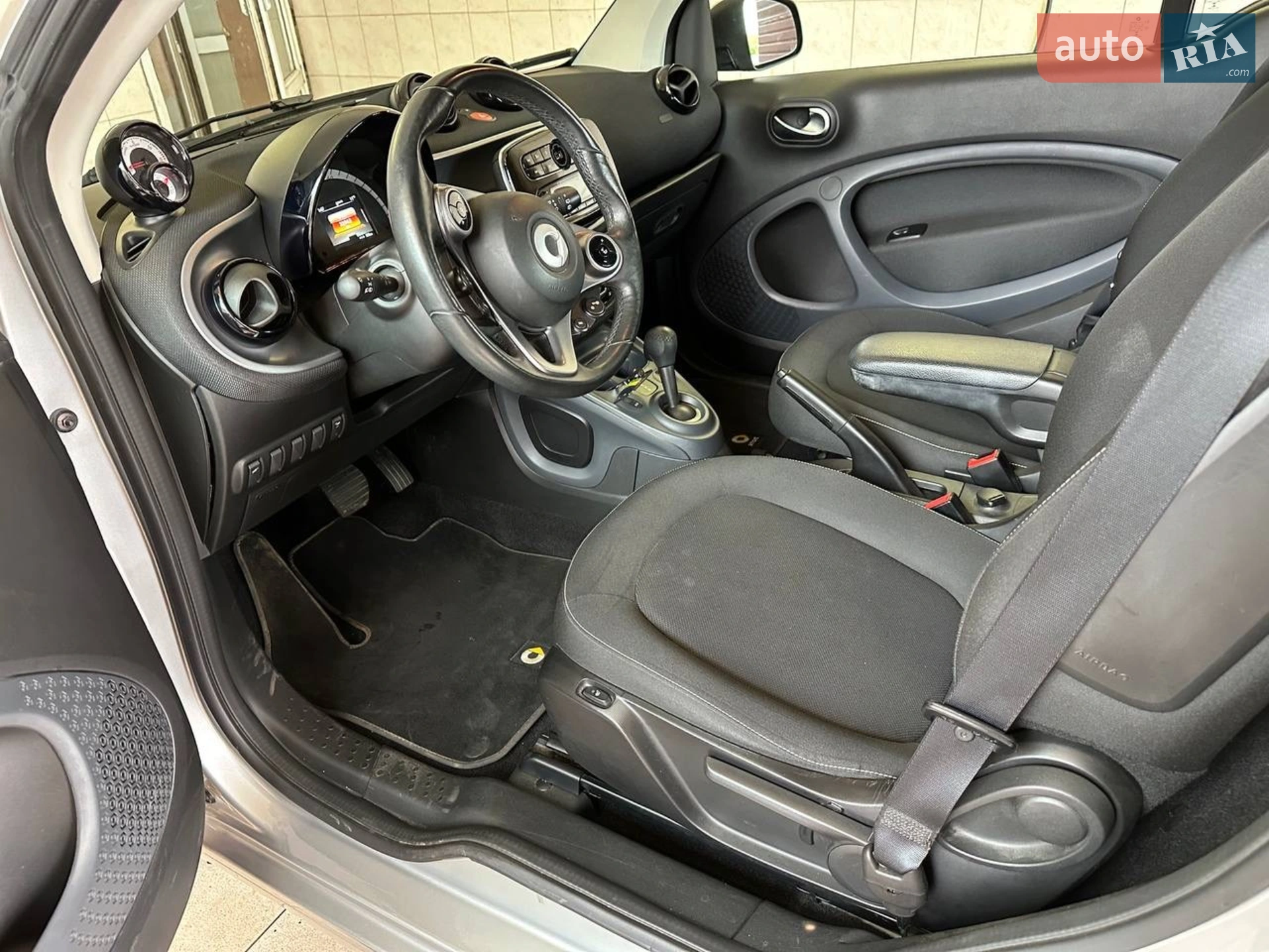 2017 Smart Fortwo - мініатюра 12