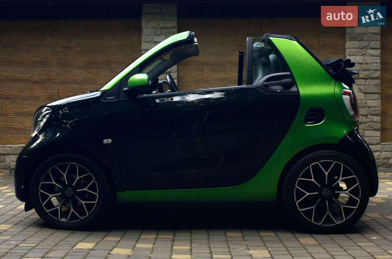 Кабриолет Smart EQ Fortwo 2017 в Одессе