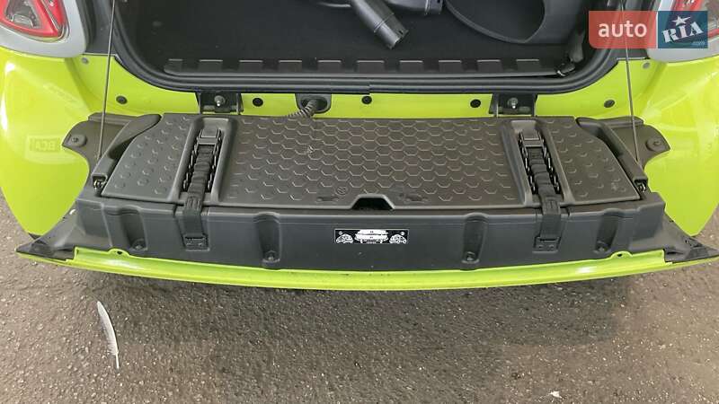 Кабріолет Smart EQ Fortwo 2020 в Києві фото 16 Кабріолет Smart EQ Fortwo 2020 в Києві