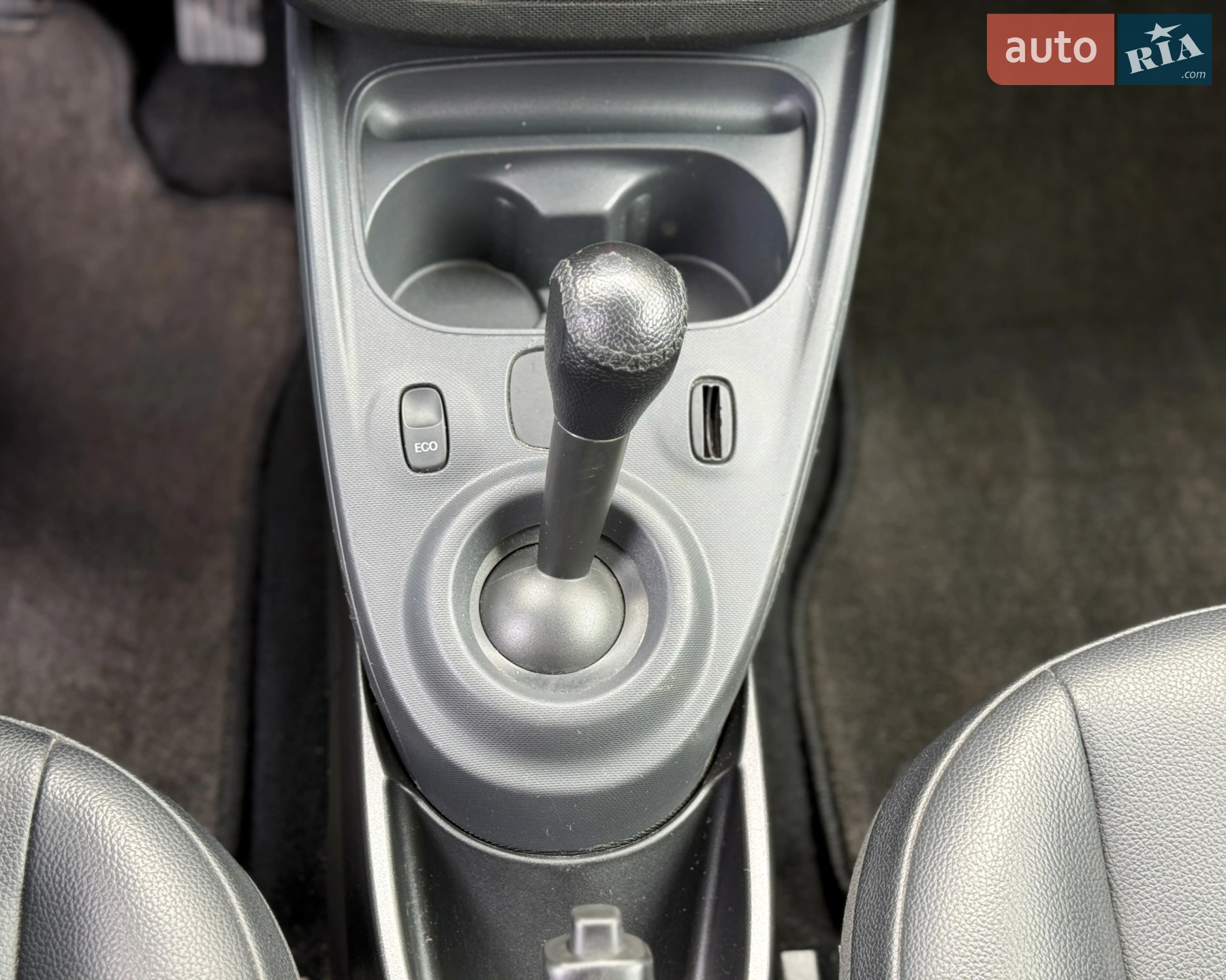 2018 Smart Fortwo - мініатюра 25