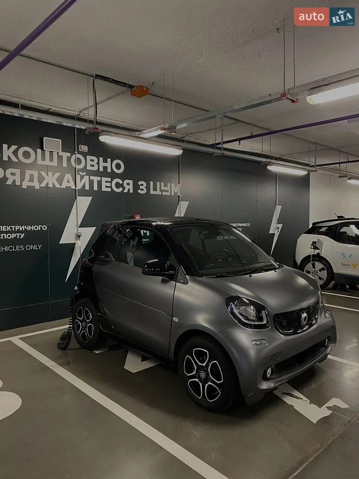2019 Smart Fortwo - мініатюра 31