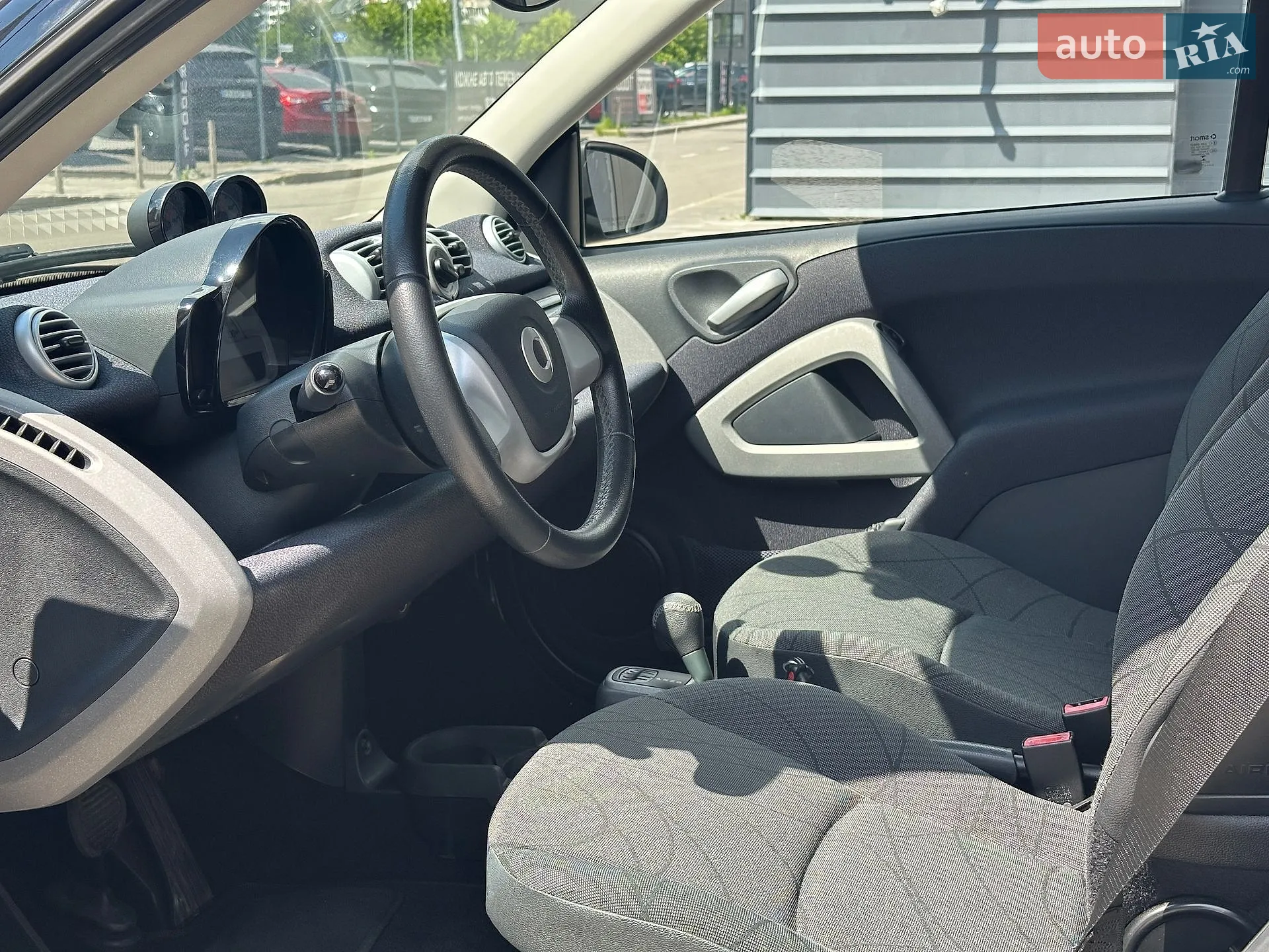2015 Smart Fortwo - мініатюра 17