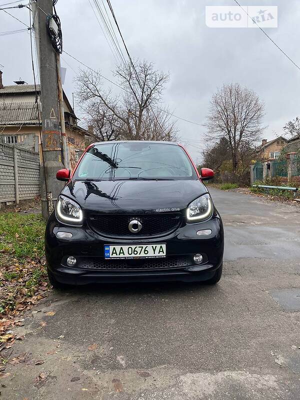 Хэтчбек Smart Forfour 2017 в Киеве