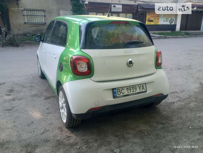 Хэтчбек Smart Forfour 2017 в Львове