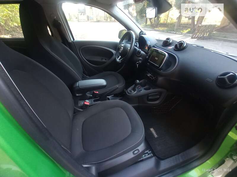 Хэтчбек Smart Forfour 2017 в Львове