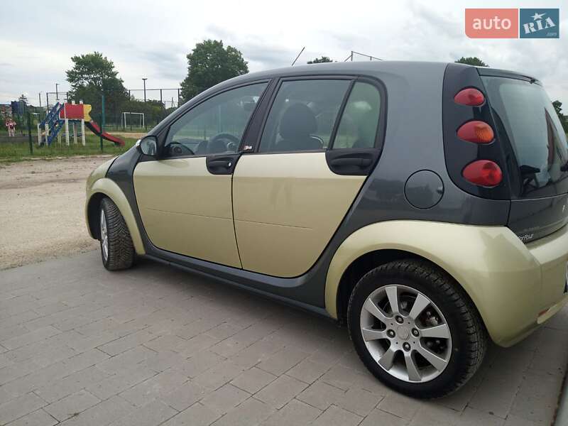 Хэтчбек Smart Forfour 2006 в Бродах