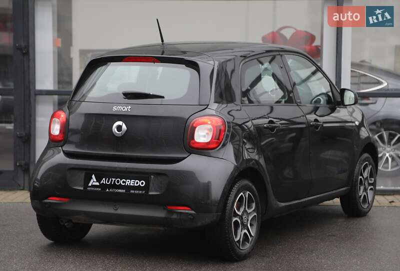Хэтчбек Smart Forfour 2015 в 