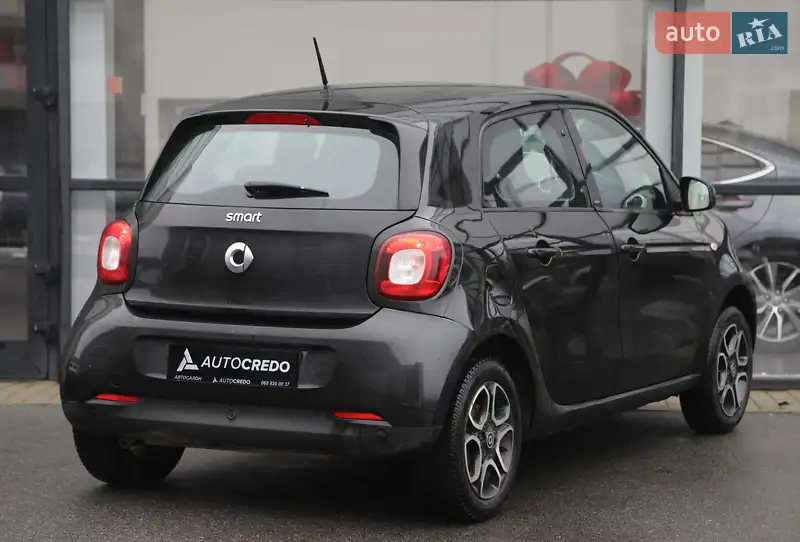 Хэтчбек Smart Forfour 2015 в 