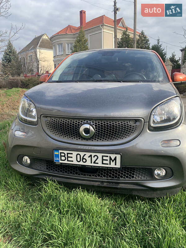 Хэтчбек Smart Forfour 2017 в Николаеве