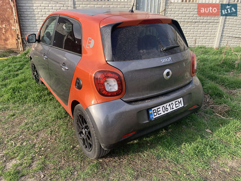 Хэтчбек Smart Forfour 2017 в Николаеве