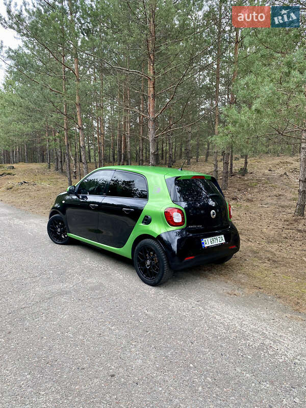 Хэтчбек Smart Forfour 2018 в Киеве