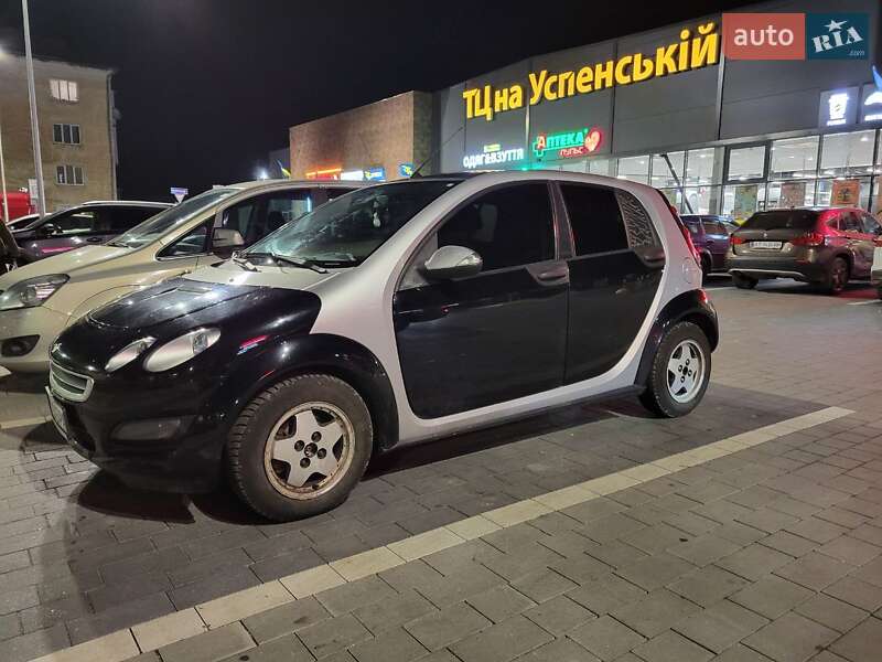Хетчбек Smart Forfour 2004 в Стрию фото Хетчбек Smart Forfour 2004 в Стрию