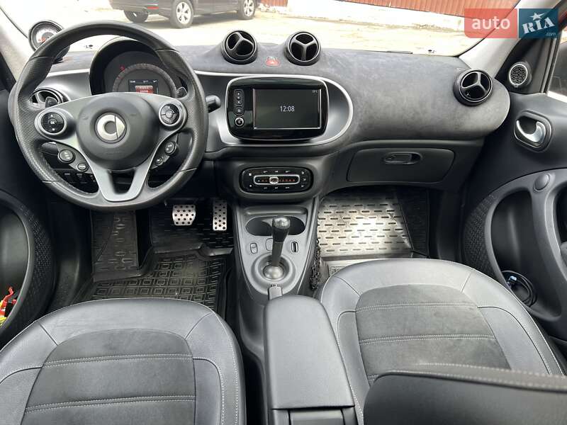 Хэтчбек Smart Forfour 2017 в Киеве