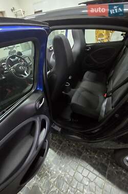 Хэтчбек Smart Forfour 2017 в 