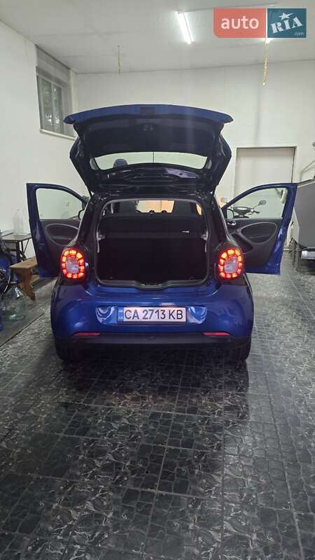 Хэтчбек Smart Forfour 2017 в 