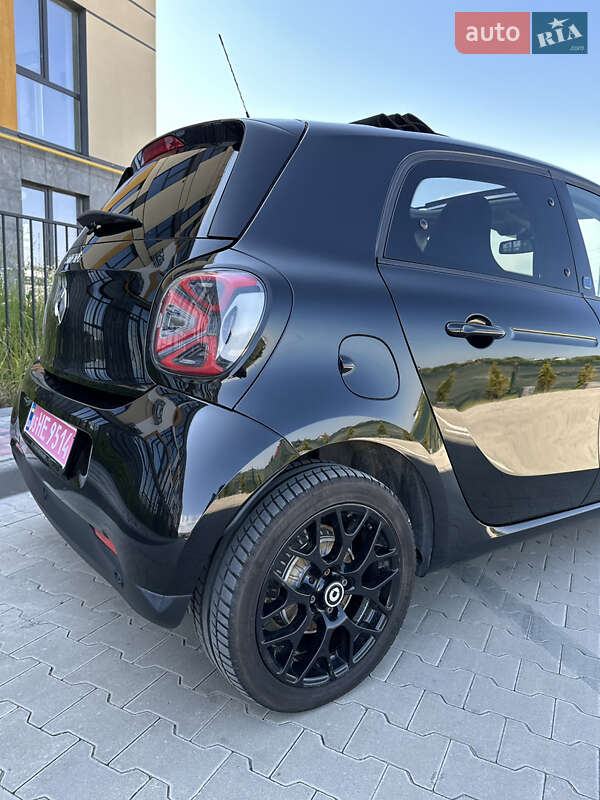 Хэтчбек Smart Forfour 2021 в Луцке