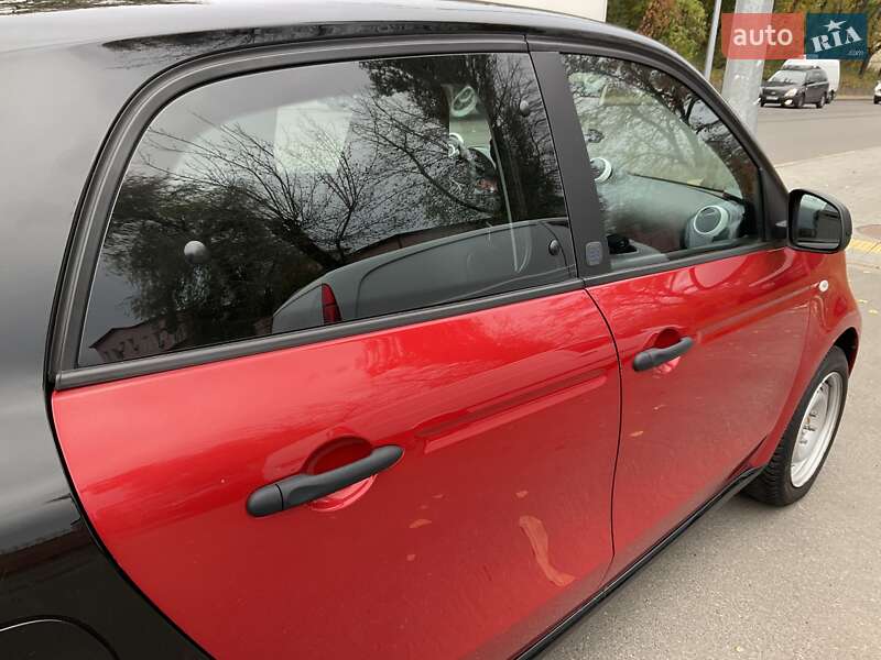 Хэтчбек Smart Forfour 2018 в Киеве фото 15 Хэтчбек Smart Forfour 2018 в Киеве