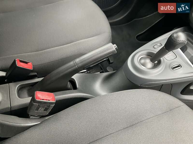 Хэтчбек Smart Forfour 2018 в Киеве фото 19 Хэтчбек Smart Forfour 2018 в Киеве