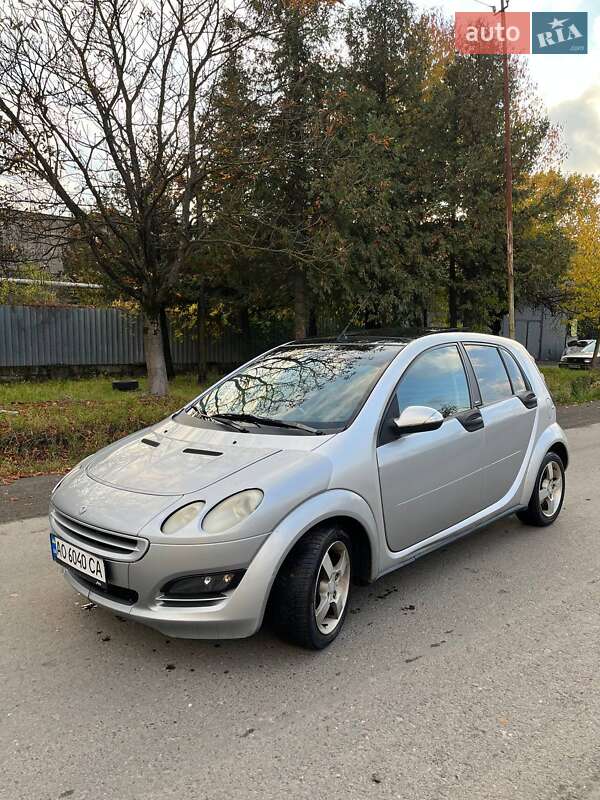 Хэтчбек Smart Forfour 2004 в Ужгороде