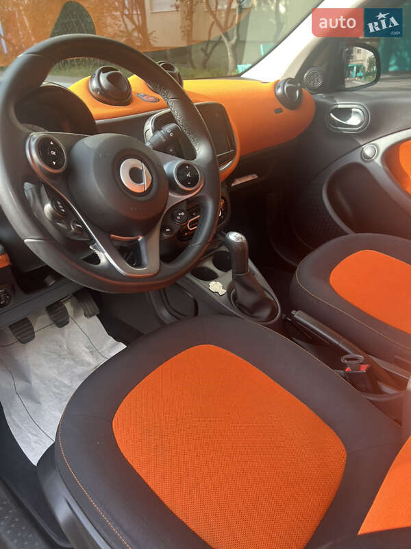 Хэтчбек Smart Forfour 2015 в Киеве