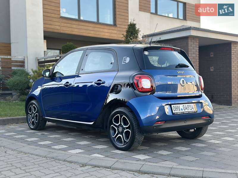 Хэтчбек Smart Forfour 2017 в Стрые фото 24 Хэтчбек Smart Forfour 2017 в Стрые