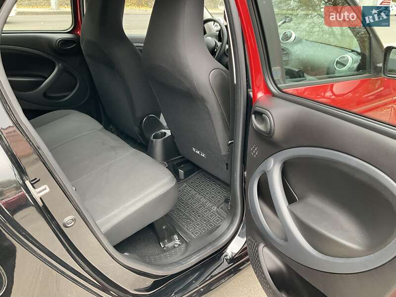 Хэтчбек Smart Forfour 2018 в Киеве