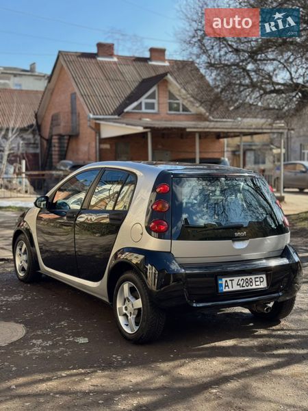 Хэтчбек Smart Forfour 2004 в Калуше