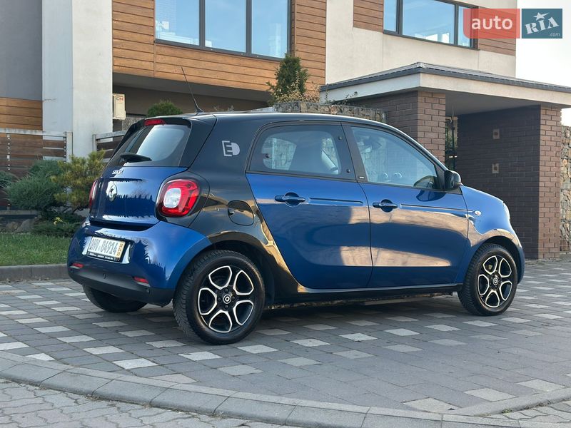 Хетчбек Smart Forfour 2017 в Стрию