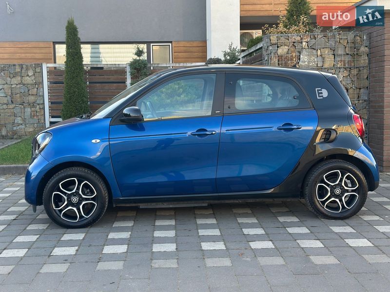 Хетчбек Smart Forfour 2017 в Стрию